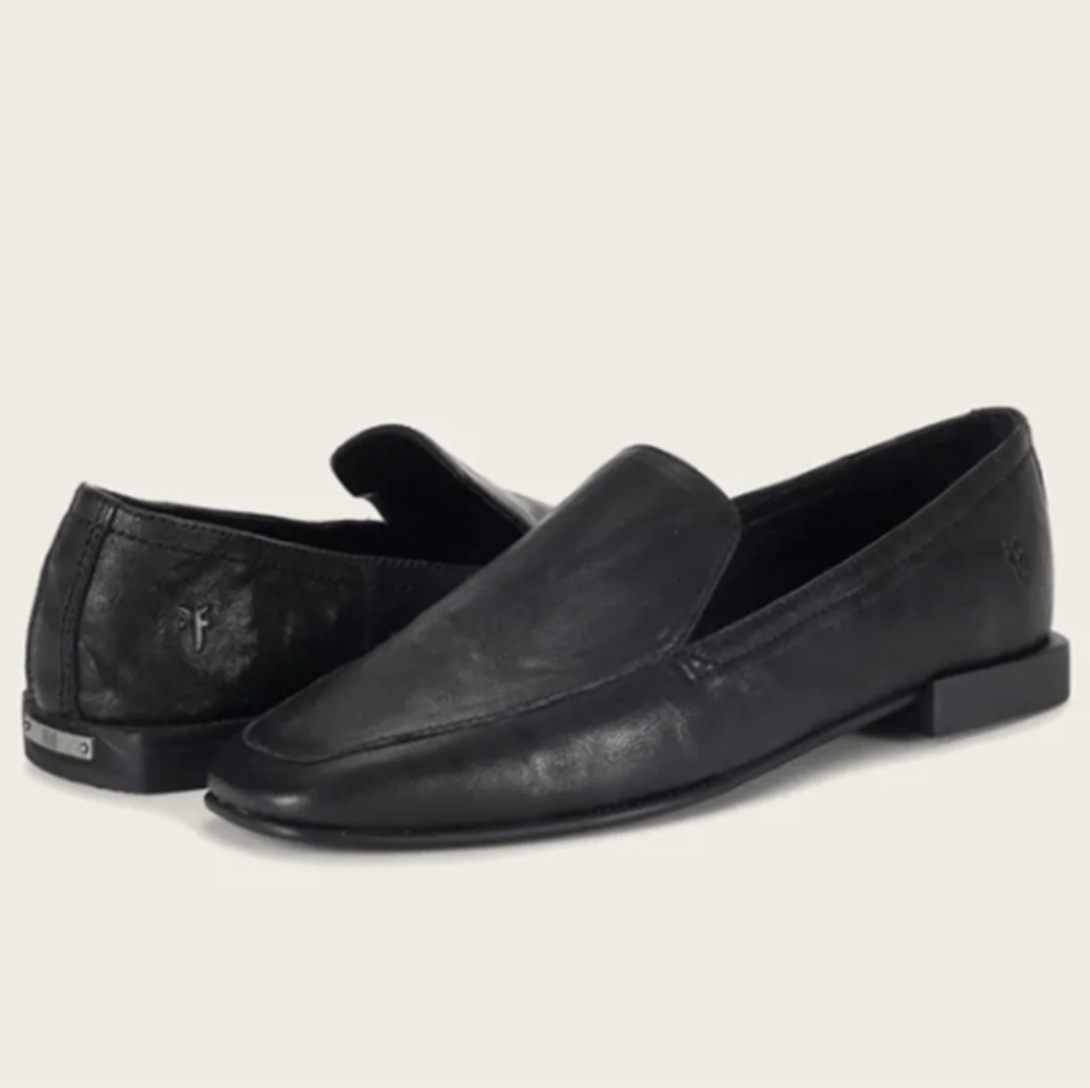 Frye Claire Venetian in black women's Leather Slip-On loafers Sz-11